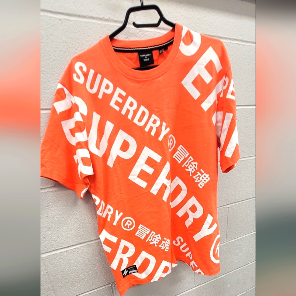 Superdry T-shirt